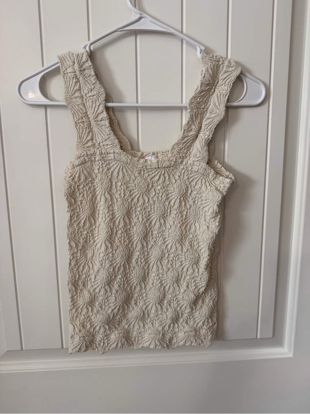 Textured Cream Square-Neck Tank Top - Picture 2 of 4